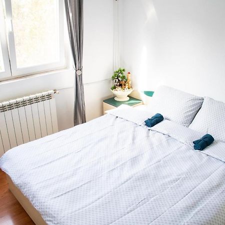 Family-Friendly Apartment Орадеа Екстериор снимка