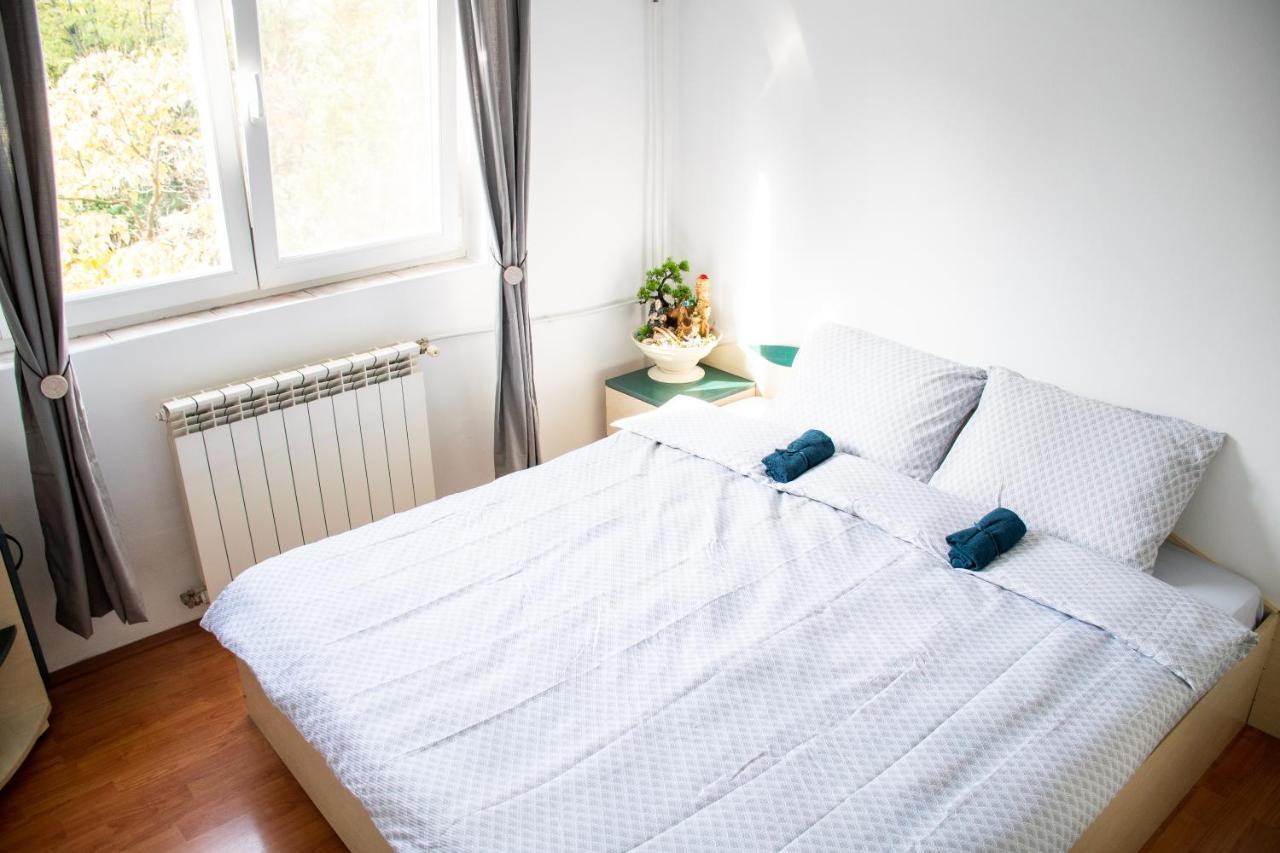 Family-Friendly Apartment Орадеа Екстериор снимка