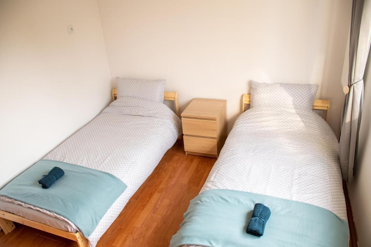 Family-Friendly Apartment Орадеа Екстериор снимка